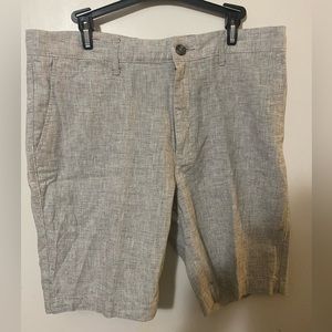 Men’s shorts size 34 9 inch inseam grey